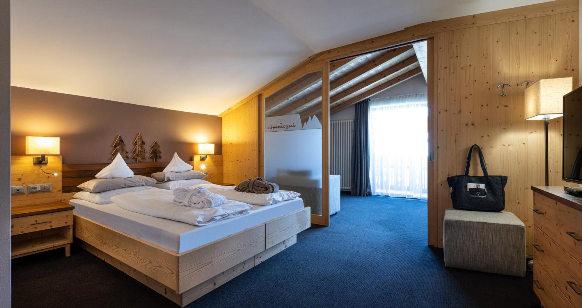 Hotel Alpenroyal Castelrotto Exterior photo